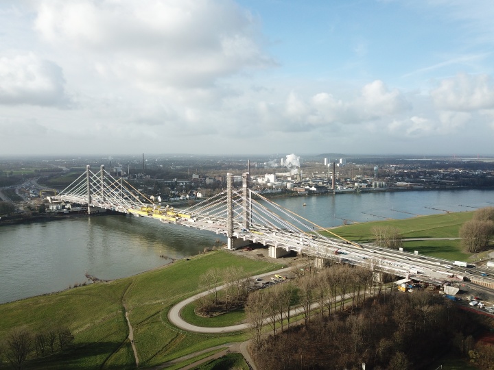 Rheinbrücke Duisburg-Neuenkamp